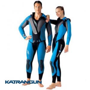 Мокрий гідрокостюм