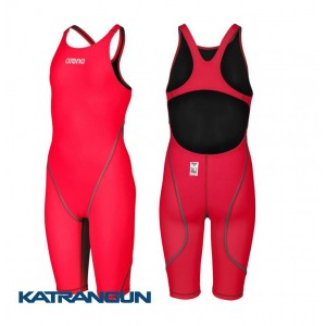 Стартові костюми для плавання